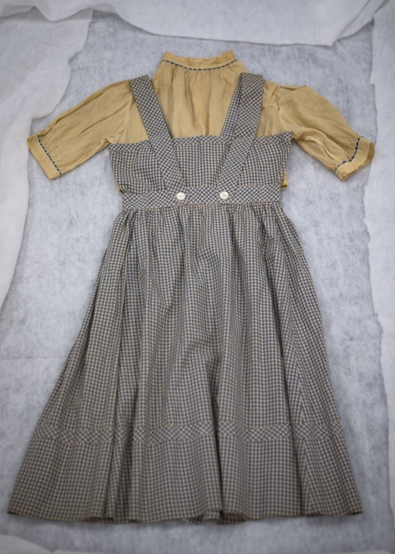 A Judge Halts the Auction of the Blue Gingham Dress Judy Garland